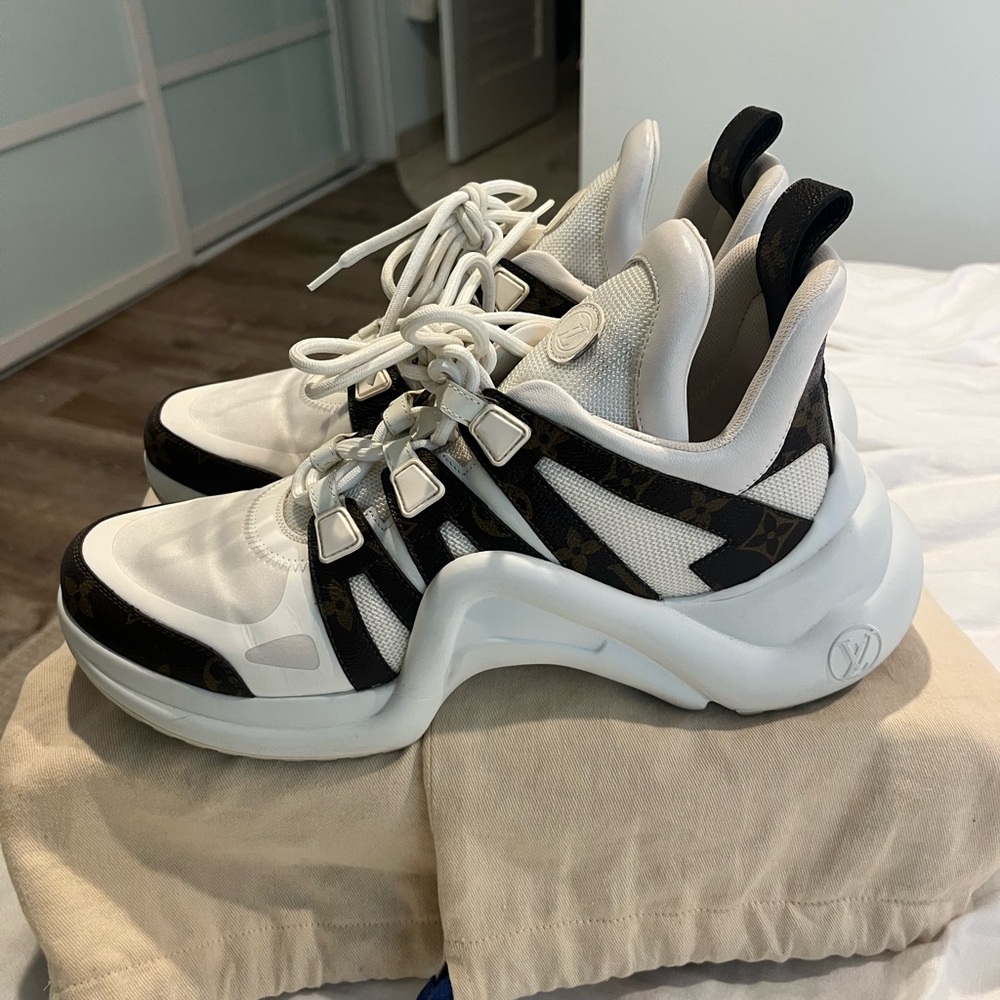 Louis Vuitton Archlight sneakers size 42